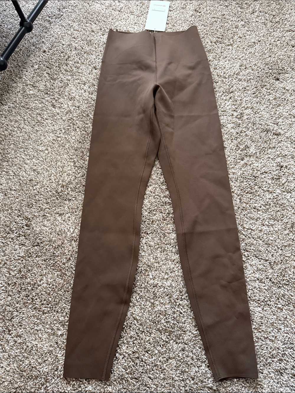 Lululemon SHR Tight 28”